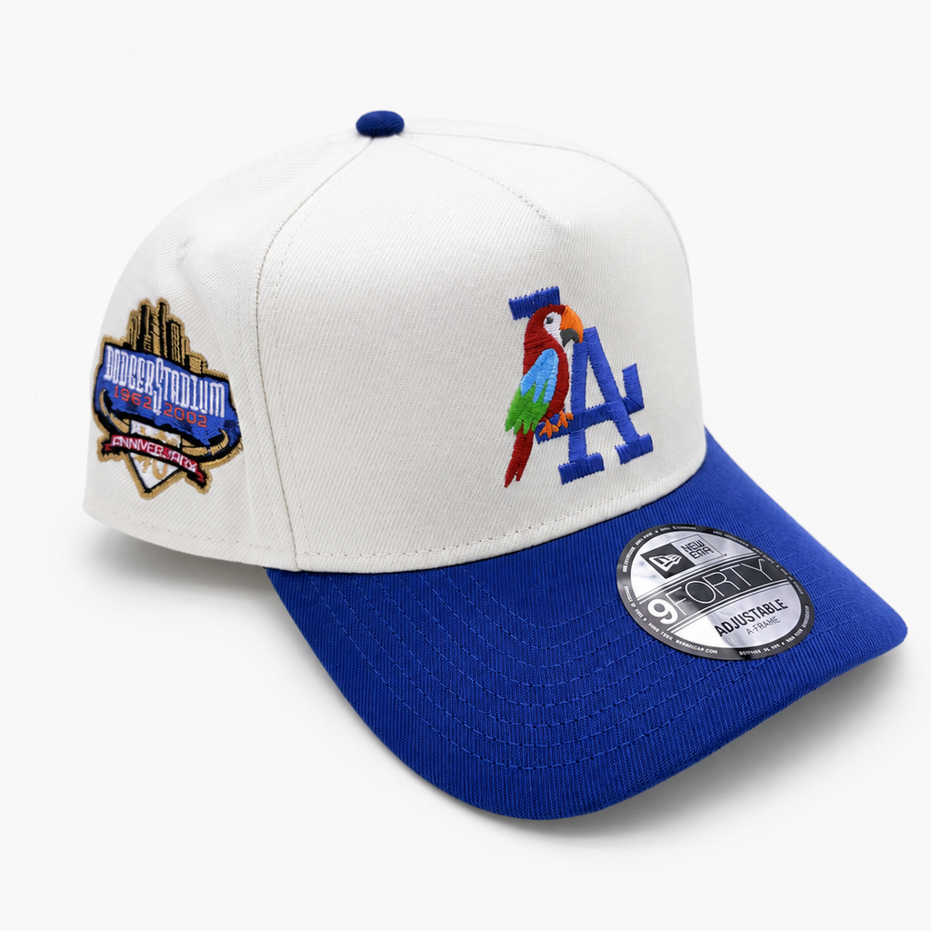 Dodgers parrot